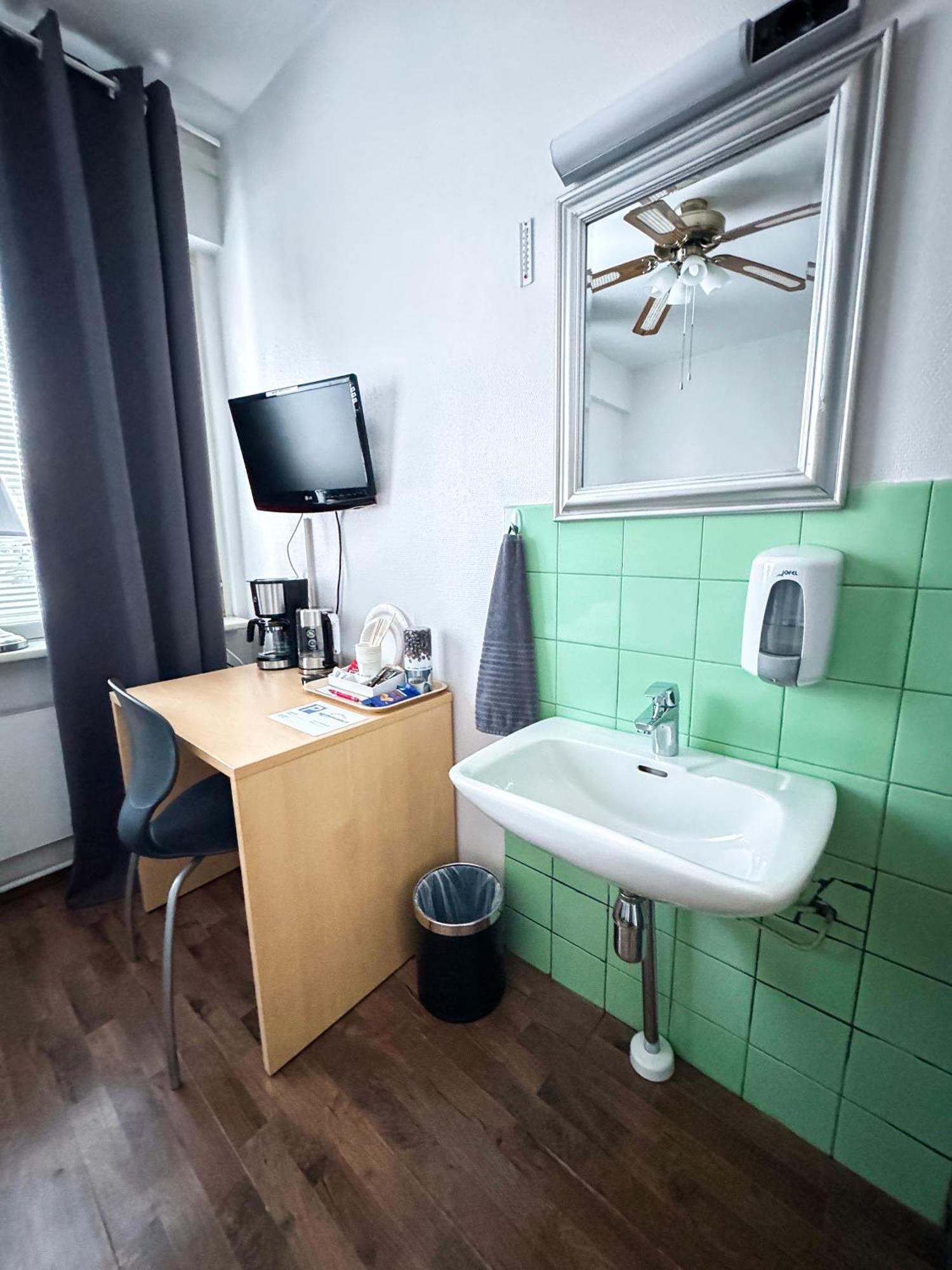 Hostel Hostelli Matkustajakoti *